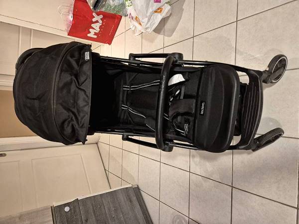 Leclerc Baby Influencer Air Καρότσι Μωρού Kατάλληλο από 6+ Mηνών Piano Black 6.6kg L-LEC20018