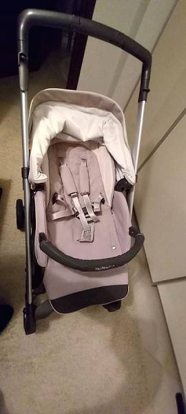 Καρότσι inglesina trilogy χρώματος beige.