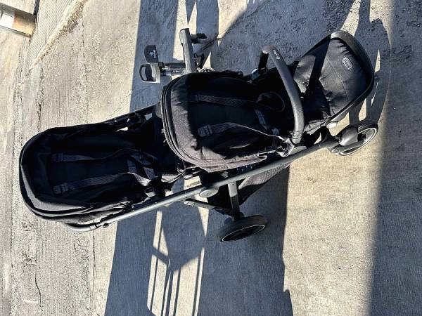 Καρότσι Cybex Gazelle μεταχειρισμένο με 2 καθίσματα δίδυμων και Bebe stars τρέιλερ για 2ο παιδί