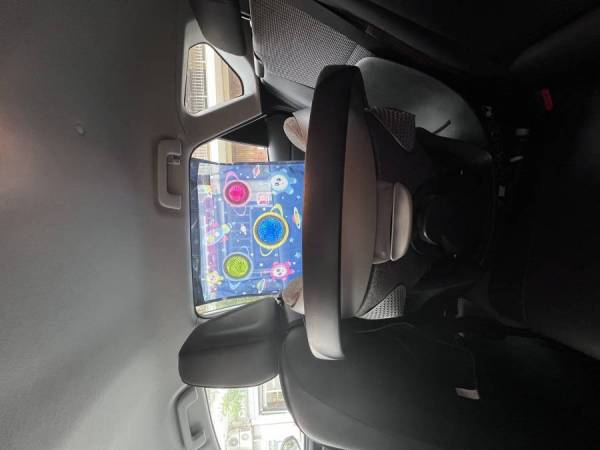 Βρεφικό κάθισμα αυτοκινήτου CYBEX Cloud T i-Size, από τη γέννηση έως περίπου 24 μηνών.