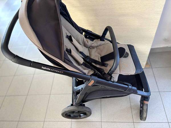 Inglesina Aptica XT Ρυθμιζόμενο Καρότσι Μωρού .